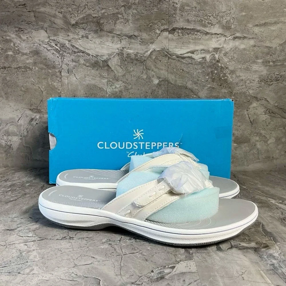 Women's Breeze Opal Cloudsteppers Flip Flop Sandal - Picture 7 of 9